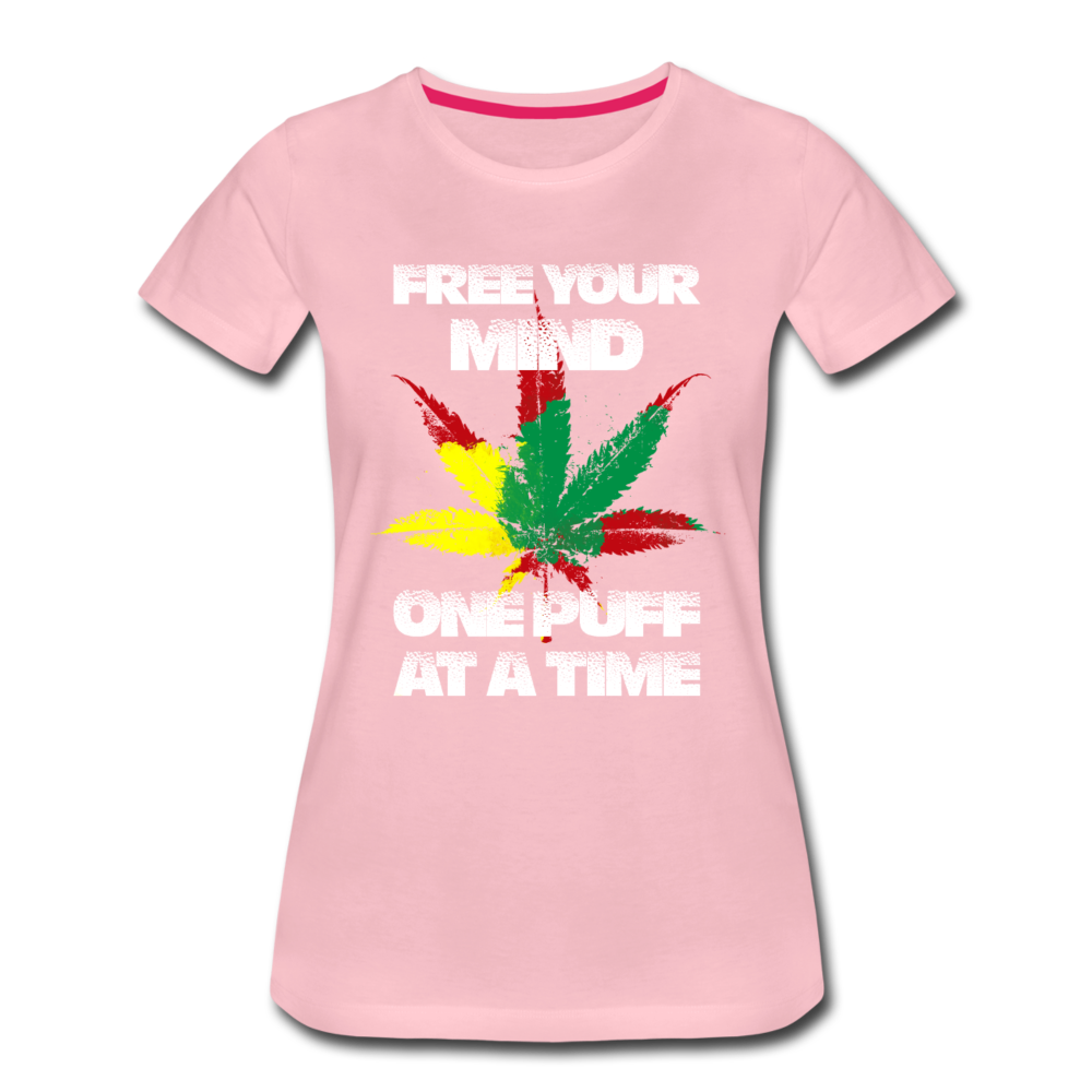 Frauen Premium T-Shirt - Free your Mind - Hellrosa